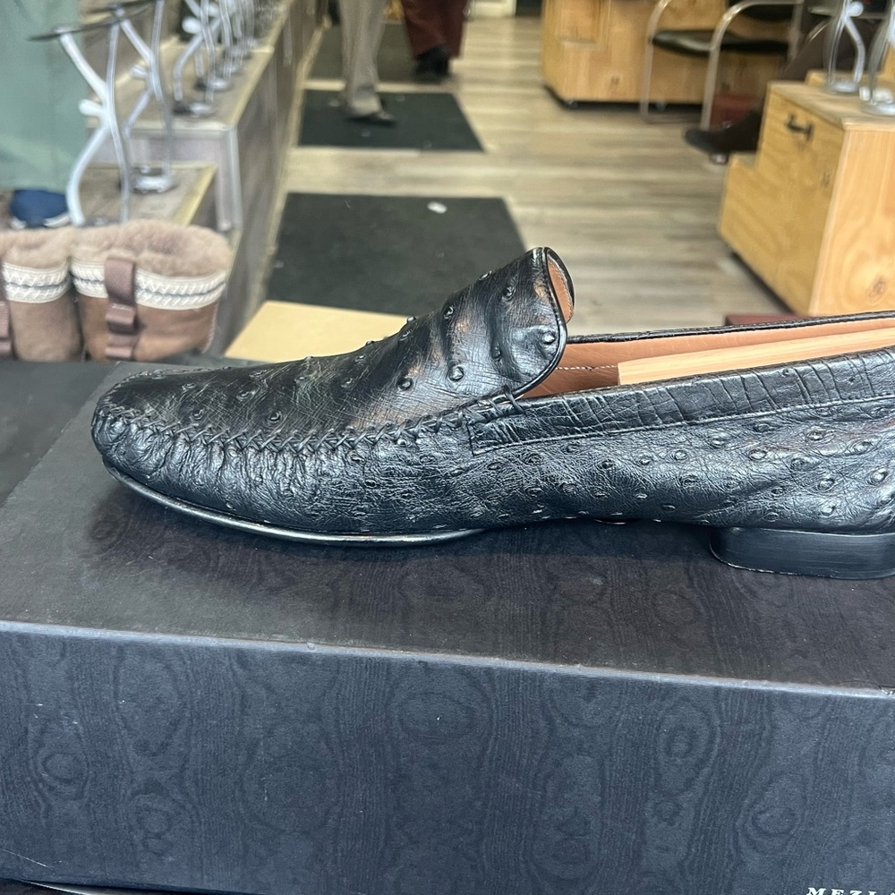 Mezlan Men’s Black Ostrich Loafers. - Picture 6 of 6
